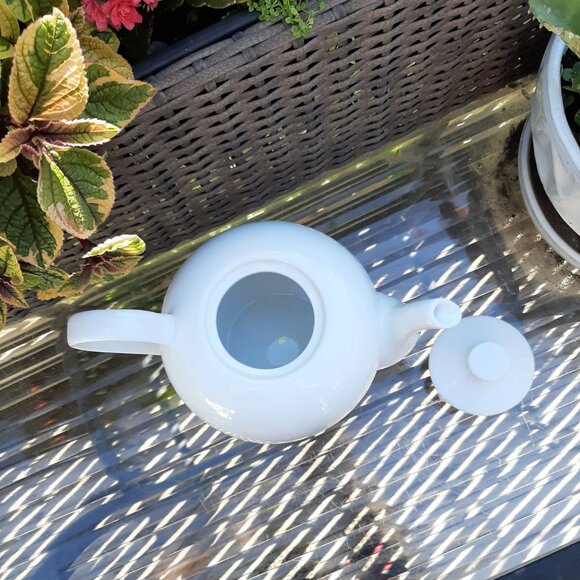 Mayfair & Jackson China Teapot - Picture 5 of 9